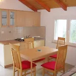 Robinson Style House Zrnovo