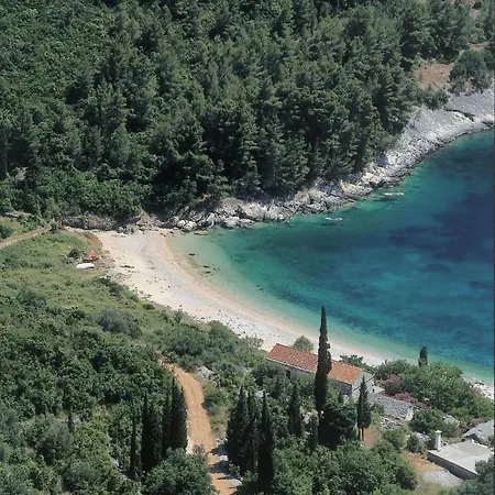 Robinson Style House * Zrnovo