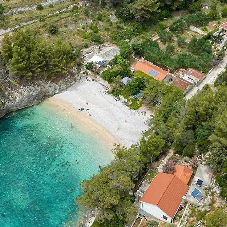 Robinson Style House بيت للعطل Zrnovo